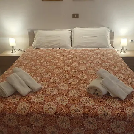 Casa Vittoria Cava Manara